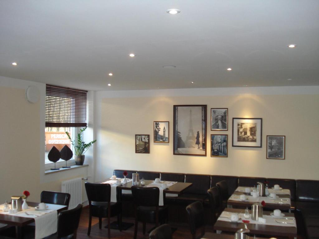 Landhotel Zur Alten Kaserne Ebern ภายนอก รูปภาพ