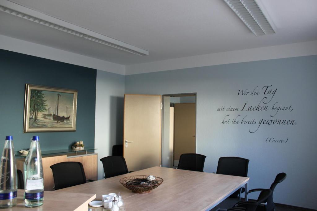 Landhotel Zur Alten Kaserne Ebern ภายนอก รูปภาพ