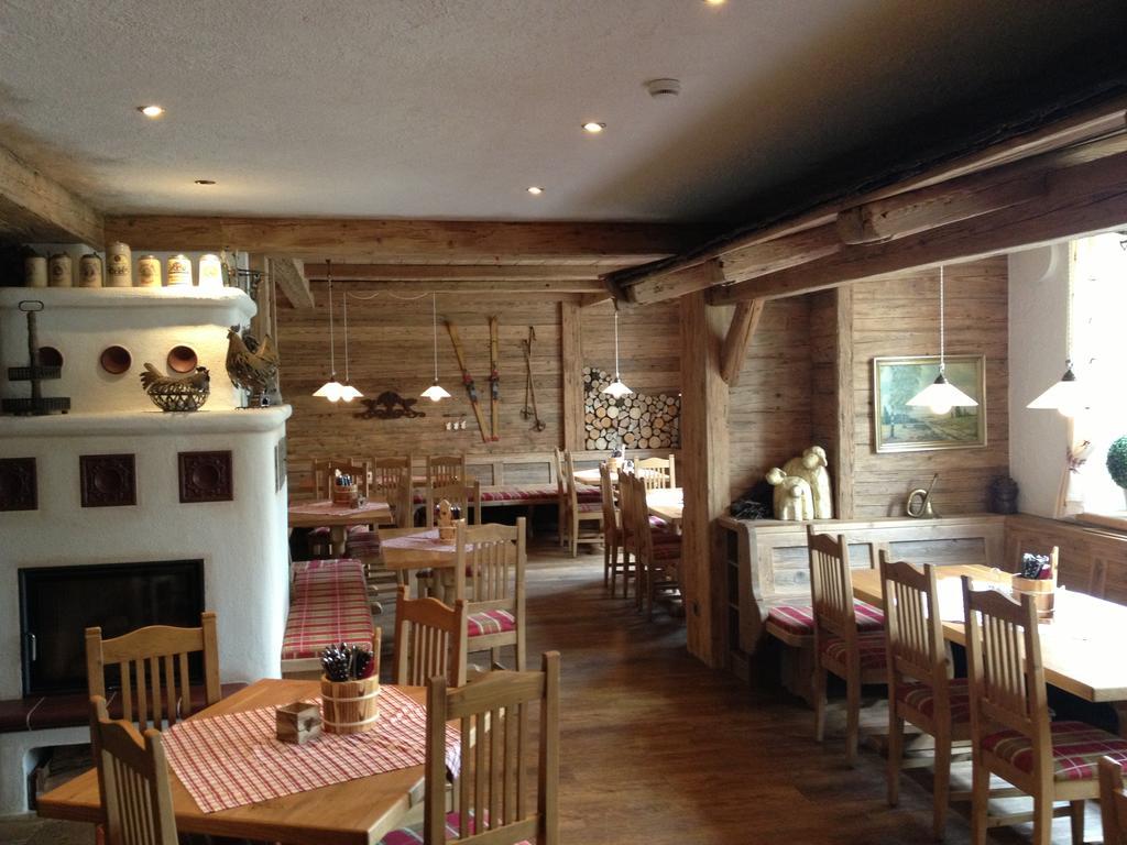 Landhotel Zur Alten Kaserne Ebern ภายนอก รูปภาพ