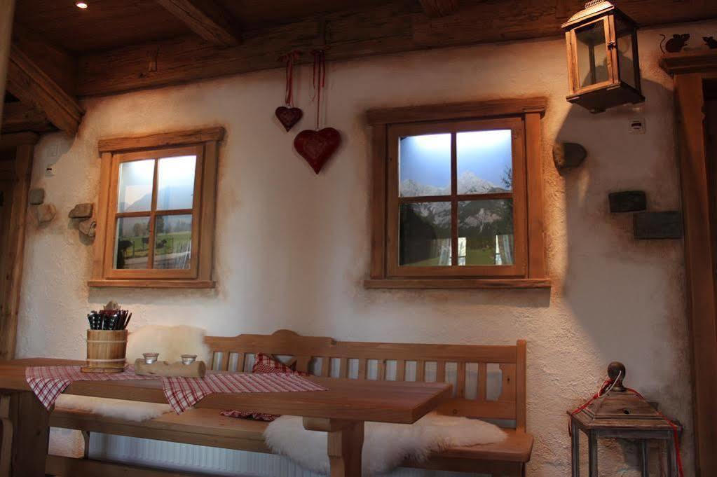 Landhotel Zur Alten Kaserne Ebern ภายนอก รูปภาพ