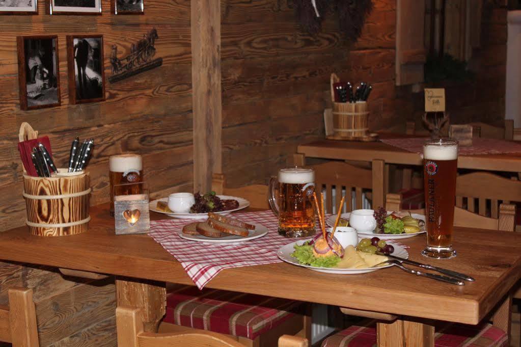 Landhotel Zur Alten Kaserne Ebern ภายนอก รูปภาพ